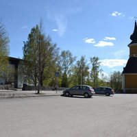 Avaa kuva isommaksi Oriveden kirkon pysäköintialue. Kuva: Miia Hietanen.