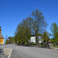 Oriveden kirkko ja kellotapuli. Kuva: Miia Hietanen.